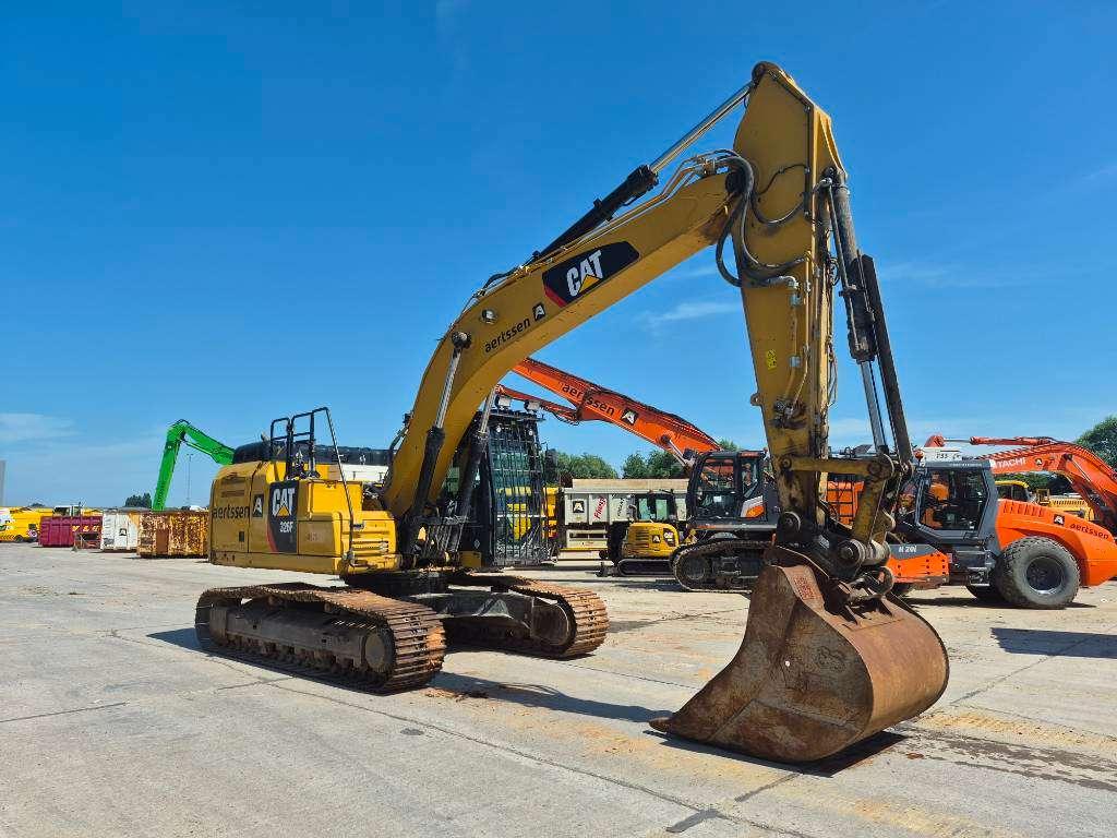Caterpillar 326 FL Photo 3