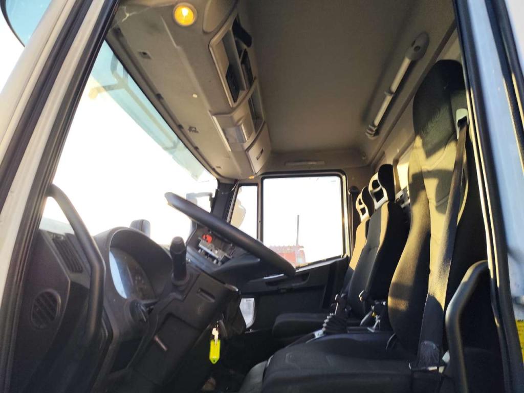 Iveco EUROCARGO 160-250 Photo 15