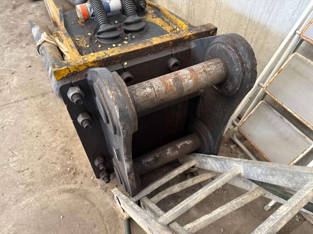 Atlas Copco HB 2200 Dust Photo 7