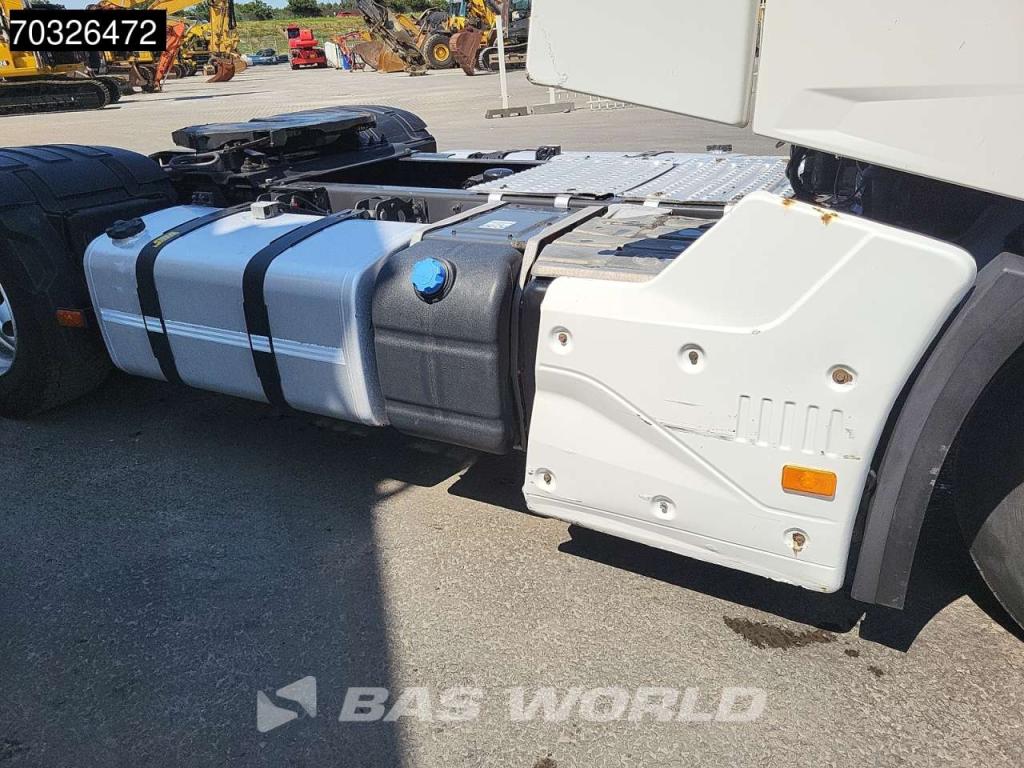 Renault T 480 T 4X2 HIGH Mega 2x Tanks ACC Photo 14