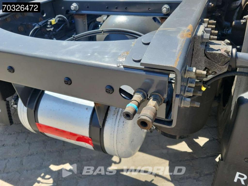 Renault T 480 T 4X2 HIGH Mega 2x Tanks ACC Photo 20