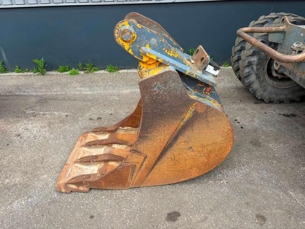 Liebherr A918 Compact Litronic Photo 12