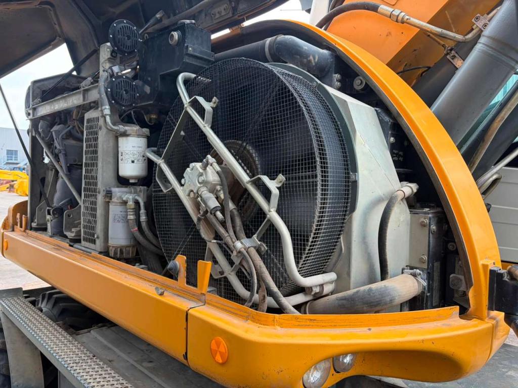 Liebherr A918 Compact Litronic Photo 30