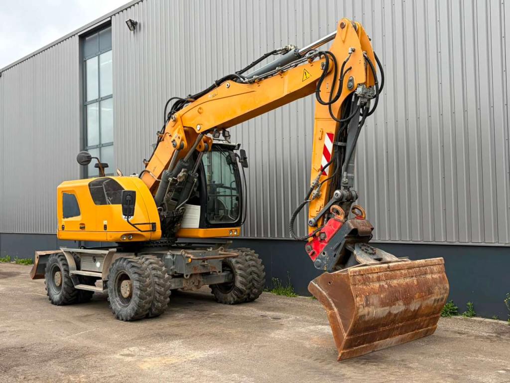 Liebherr A918 Compact Litronic Photo 7