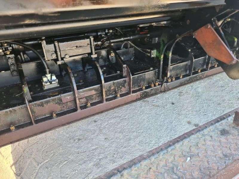 Caterpillar AP 600 Photo 10