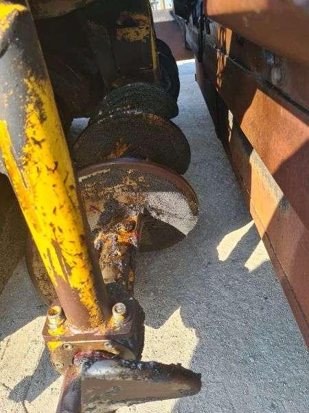 Caterpillar AP 600 Photo 11