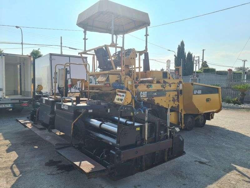 Caterpillar AP 600 Photo 2