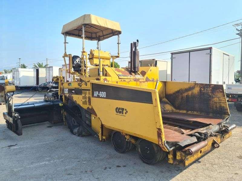 Caterpillar AP 600 Photo 6