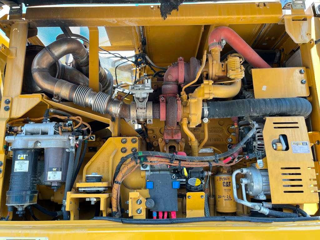 Caterpillar MH3024 - Automatic Greasing / Tilting Cab Photo 19