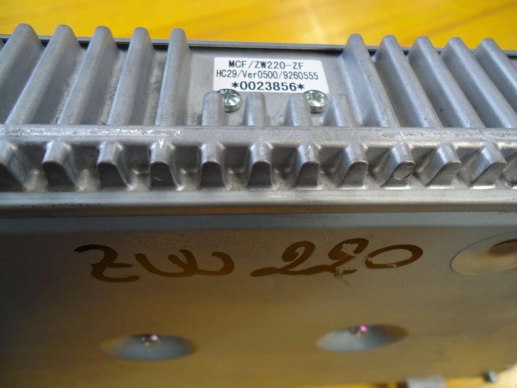Junction box for Hitachi ZW220 Photo 2