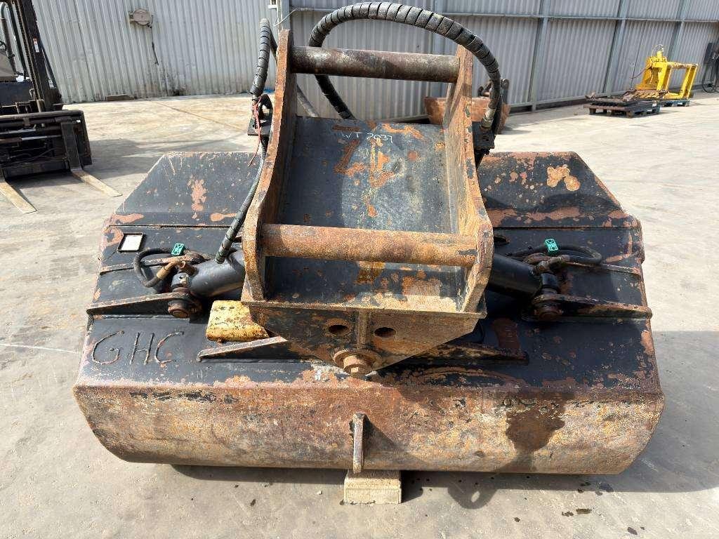 Engcon S70 Photo 4
