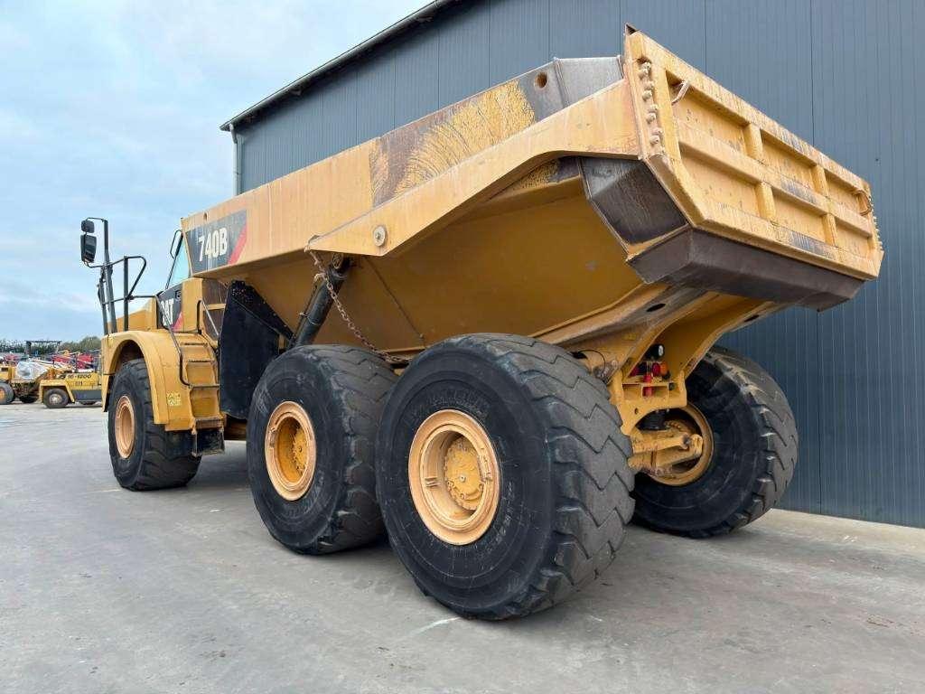 Caterpillar 740B Photo 3