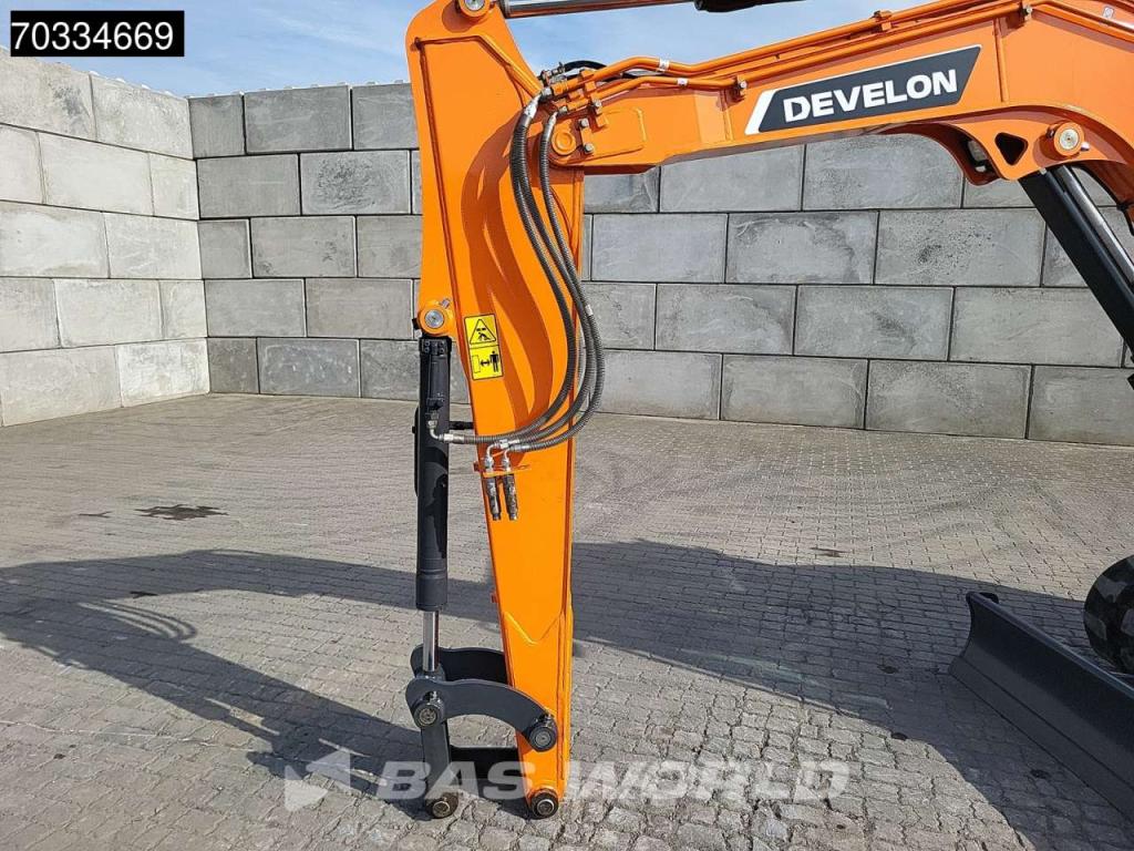 Develon DX55 R-7 A/C Photo 10