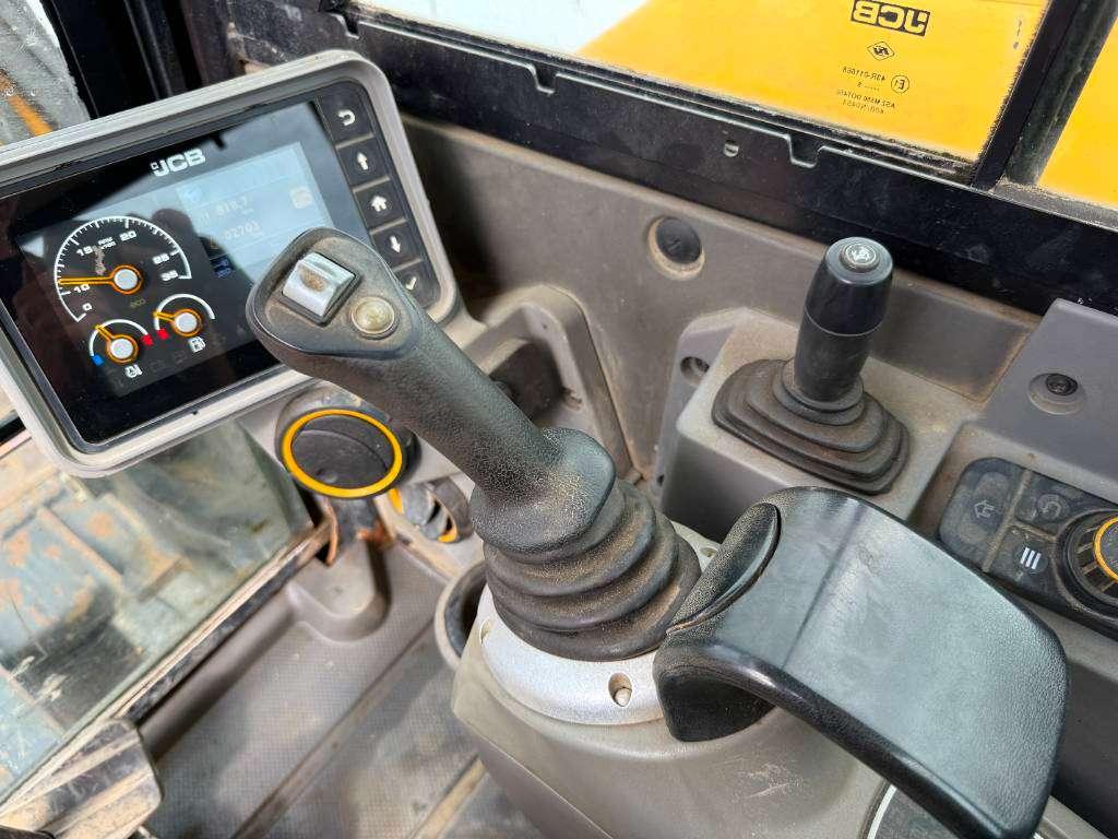 JCB 48Z-1 - Hammer Lines / Quick Coupler Photo 10