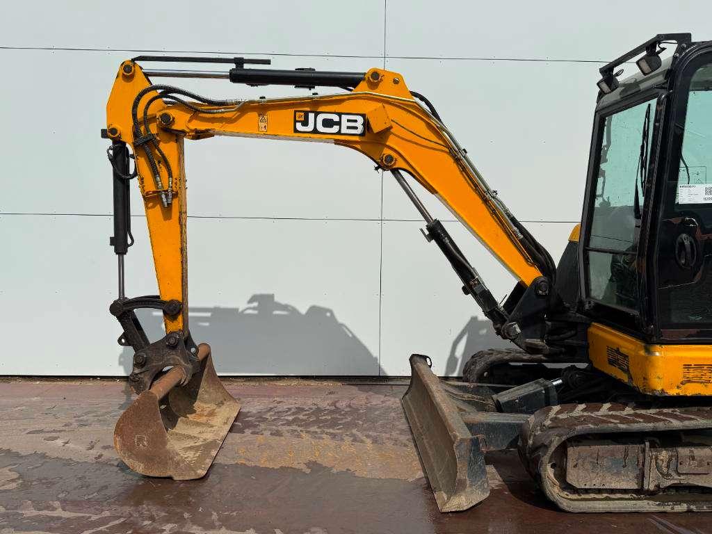 JCB 48Z-1 - Hammer Lines / Quick Coupler Photo 12