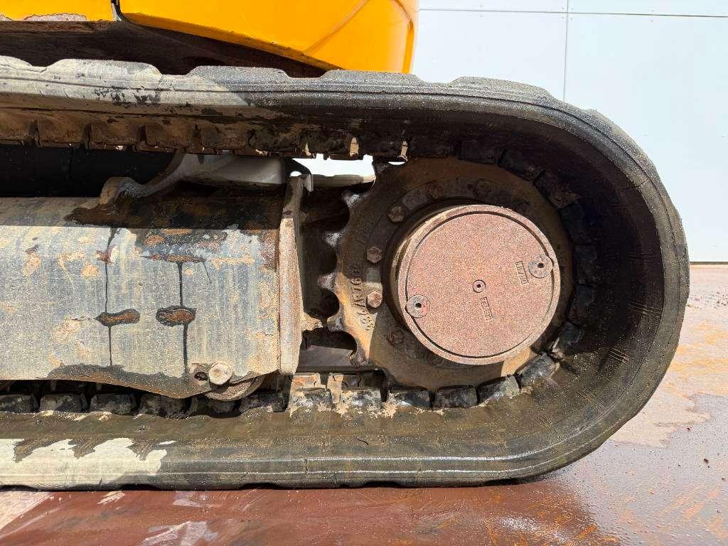 JCB 48Z-1 - Hammer Lines / Quick Coupler Photo 20