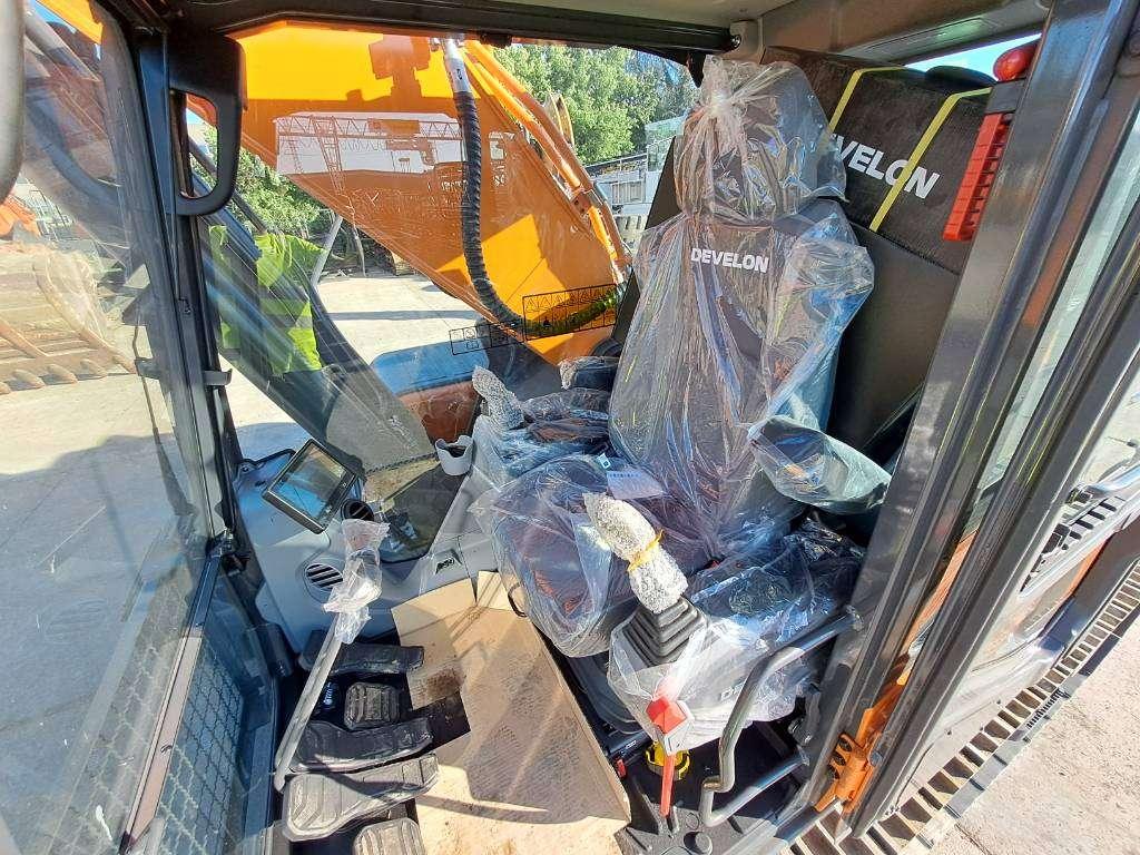 Doosan DX300LC-7M  (2 Units available) Photo 25