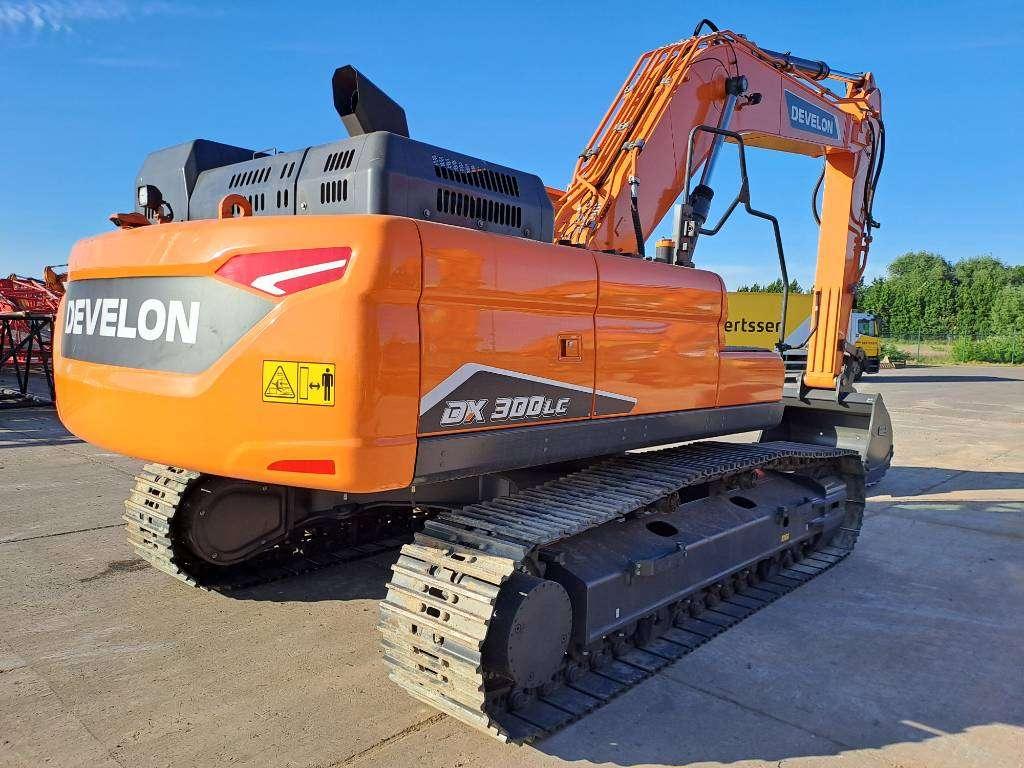 Doosan DX300LC-7M  (2 Units available) Photo 4