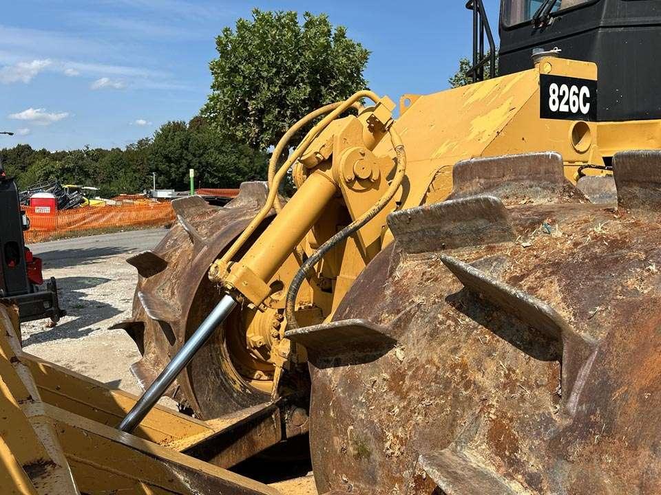 Caterpillar 826C Photo 6