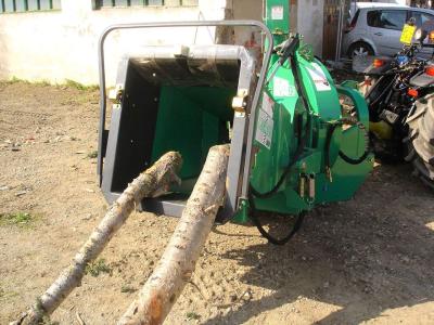 Gior 3300 PROFESSIONALE - DIAMETRO CM 30 - 10 QLI/H - PRESA FORZA TRATTORE sold by Giordano Srl