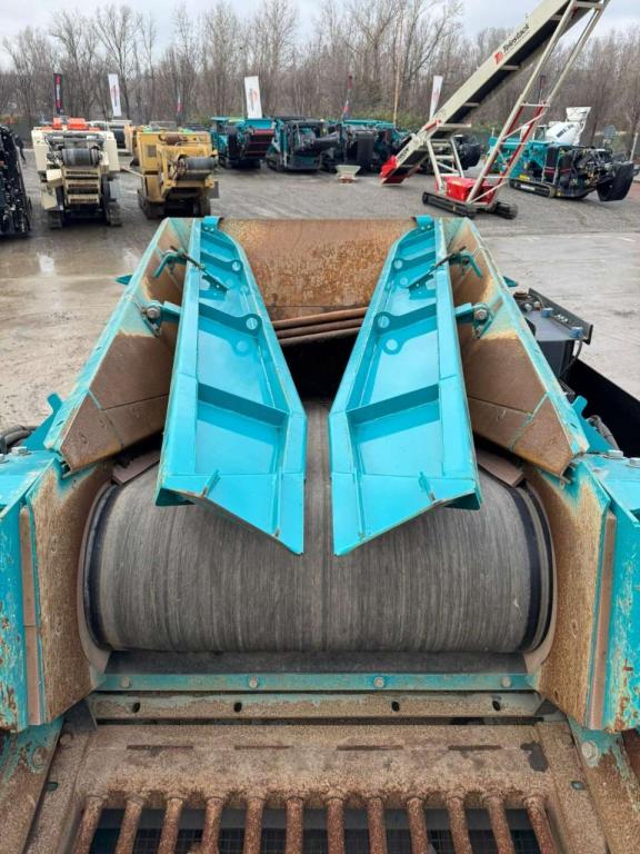 Powerscreen Warrior 800 Photo 3