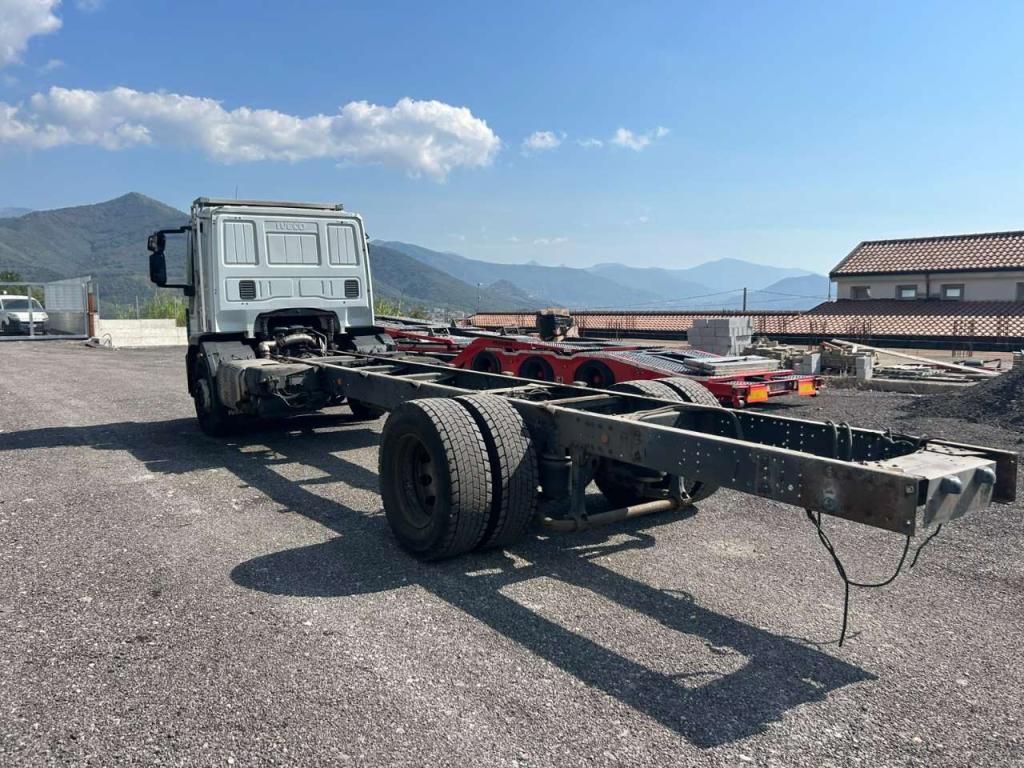 Iveco EUROCARGO CUBE 190-280L Photo 16