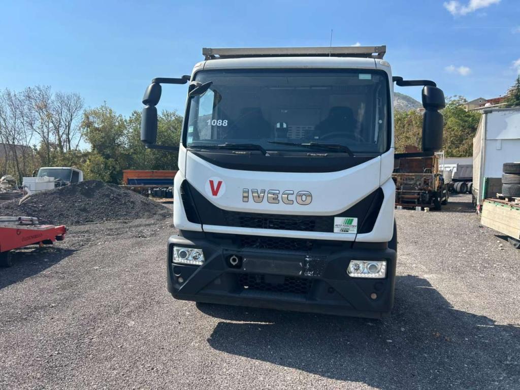 Iveco EUROCARGO CUBE 190-280L Photo 2