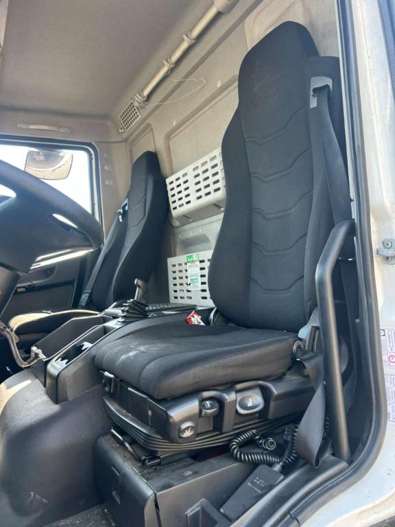 Iveco EUROCARGO CUBE 190-280L Photo 21