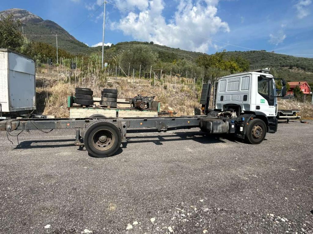 Iveco EUROCARGO CUBE 190-280L Photo 8