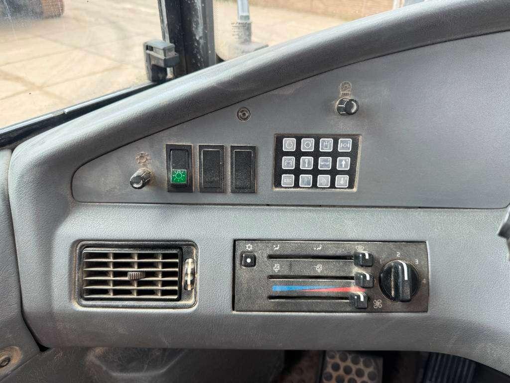 Volvo A25D - CE Certified / Heated Seat / Airco Photo 10
