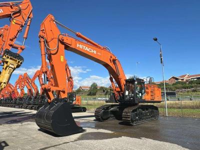 Hitachi ZX690LCH-7 sold by Massucco T. Srl