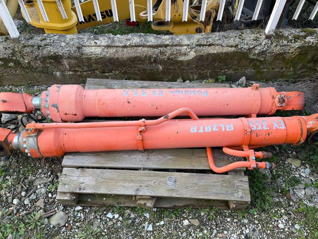 Fiat Piston for Fiat Hitachi EX 355 Photo 1