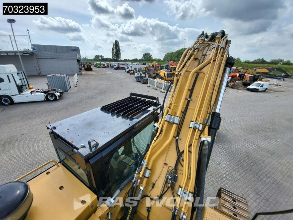 Caterpillar 352 F New Bucket Photo 11