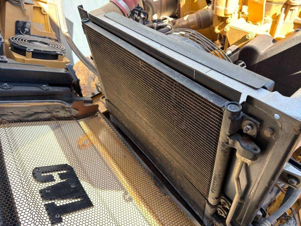 Caterpillar 730C2 Photo 28
