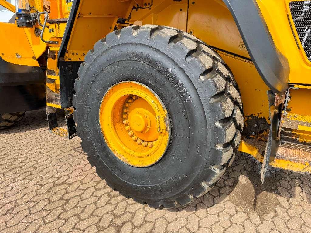 Volvo L180G - German Machine / Weight System Photo 21