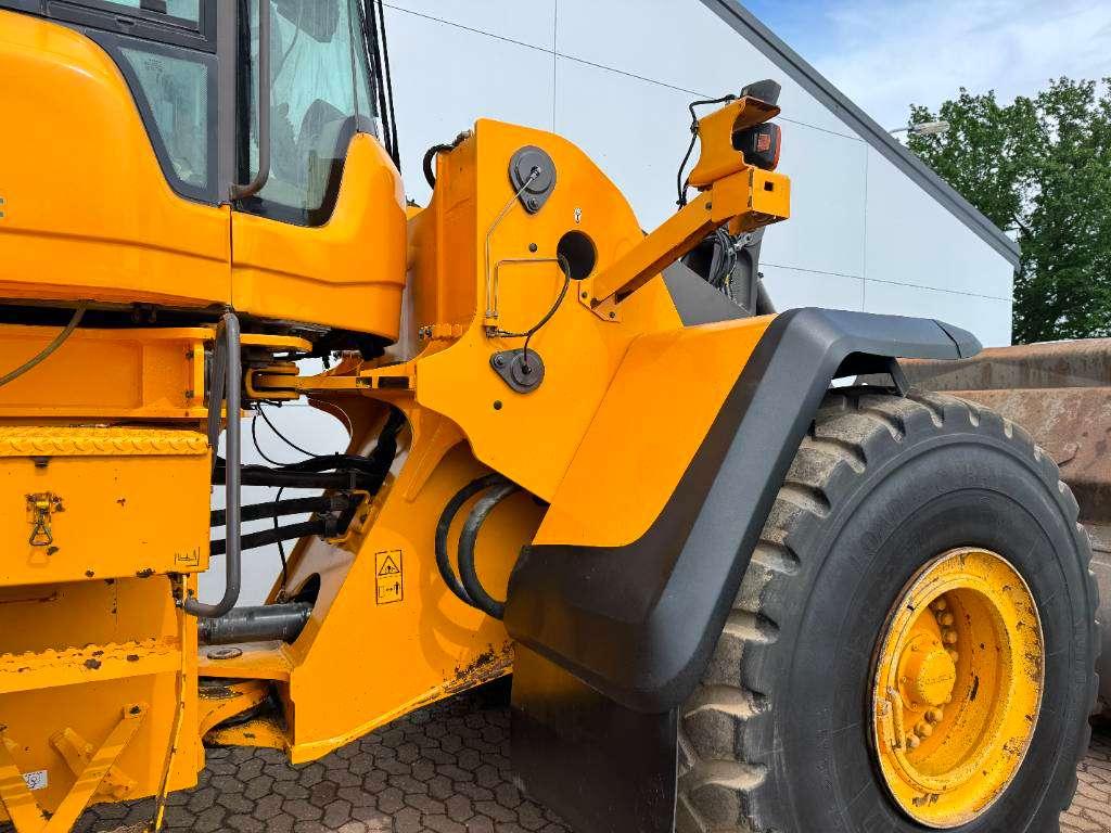 Volvo L180G - German Machine / Weight System Photo 27