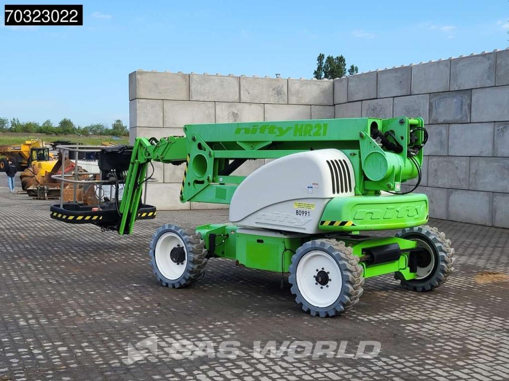 NIFTY HR21DE 2WD Photo 16