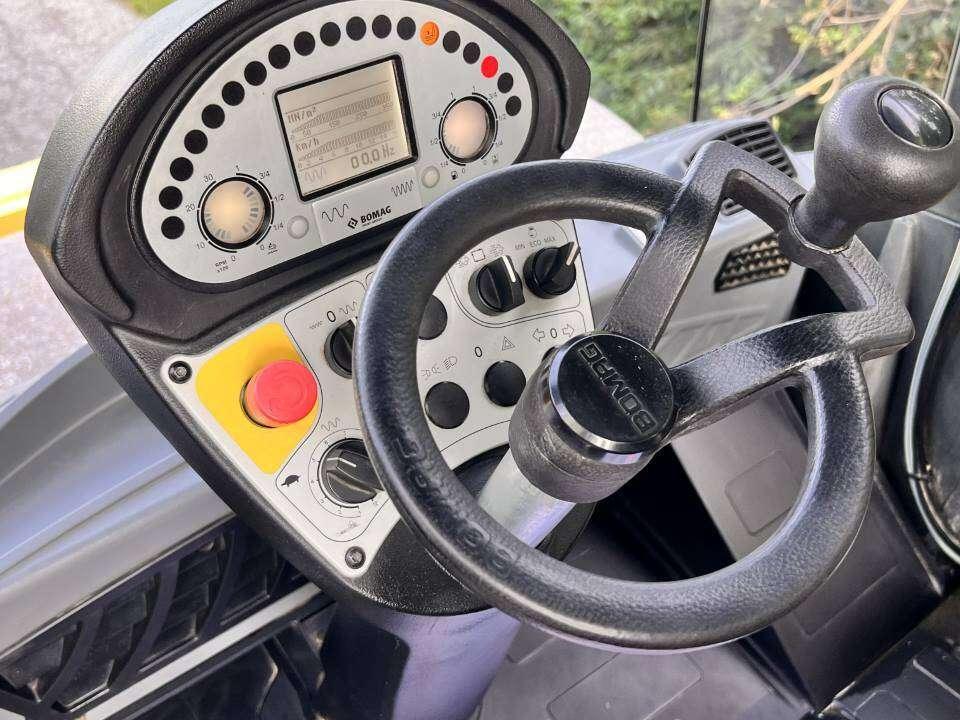 Bomag BW213 DH-5 Photo 8
