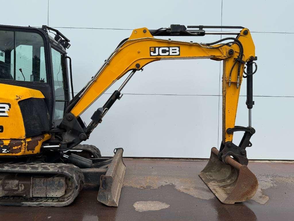 JCB 48Z-1 - Hammer Lines / Quick Coupler Photo 13