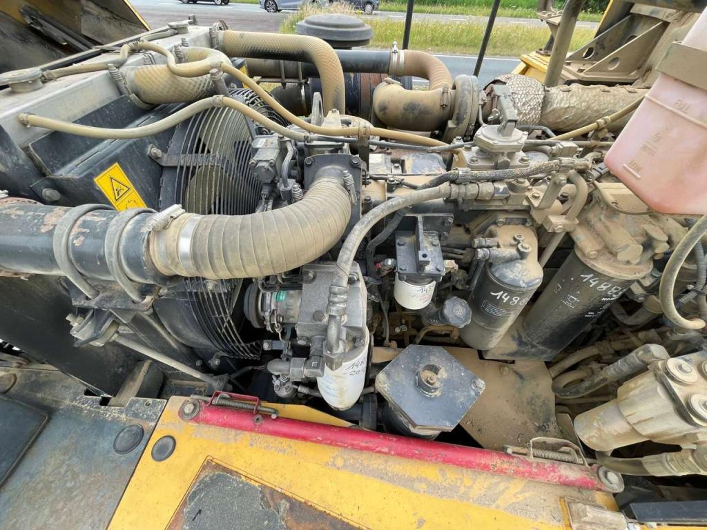 Komatsu HM300 Photo 25