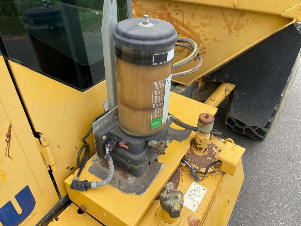 Komatsu HM300 Photo 26