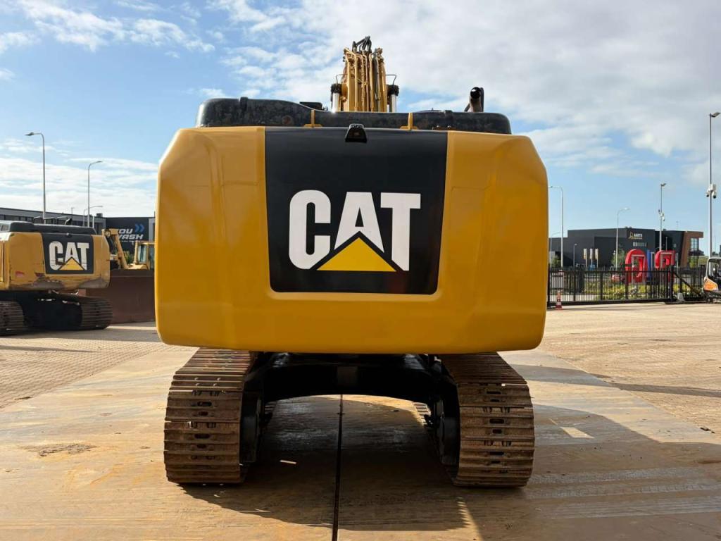 Caterpillar 323FLN Photo 4