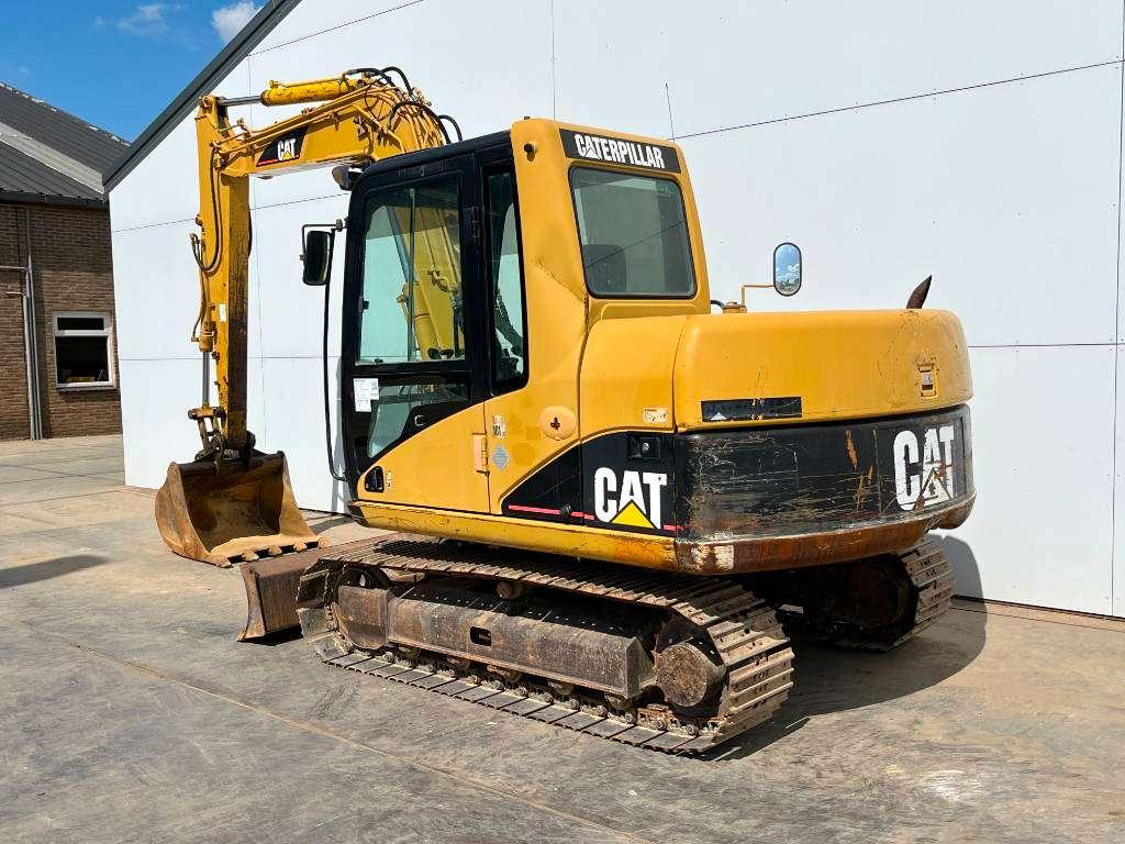 Caterpillar 307C - Blade / Quick Coupler / Climate Control Photo 3