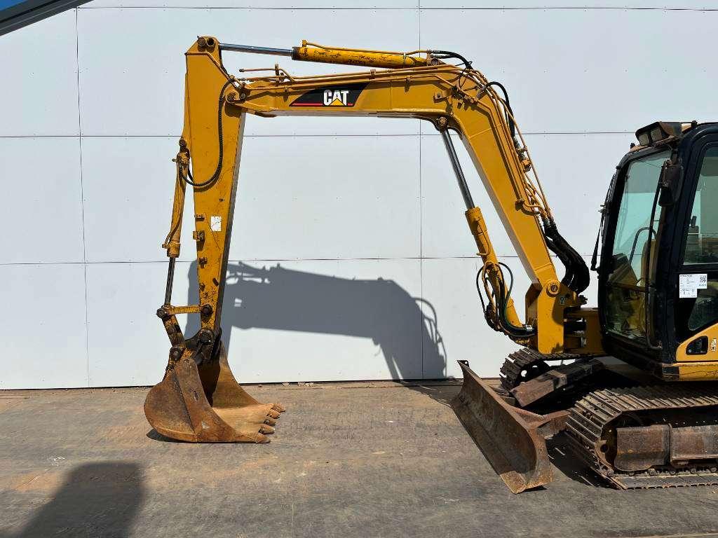 Caterpillar 307C - Blade / Quick Coupler / Climate Control Photo 9
