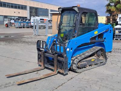 Bobcat T450J Photo 1