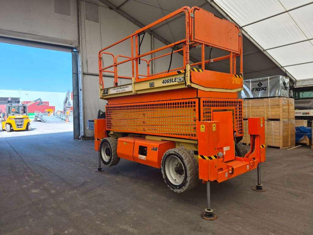 JLG 4096 LE (Multiple units available) Photo 10