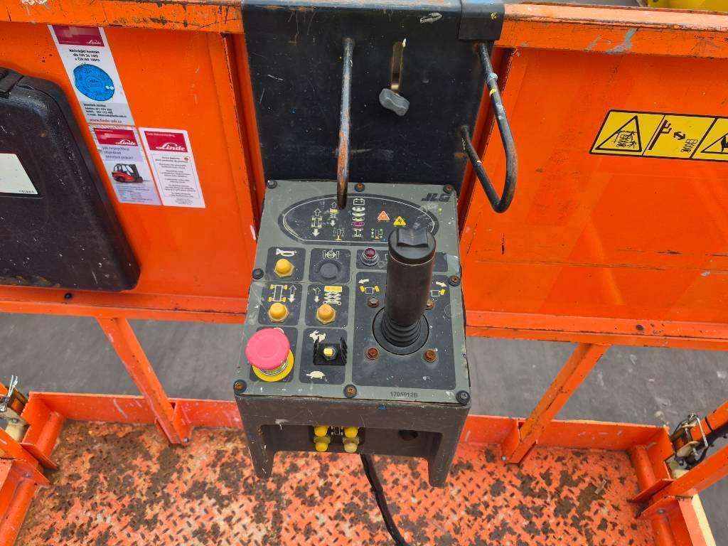 JLG 4096 LE (Multiple units available) Photo 16