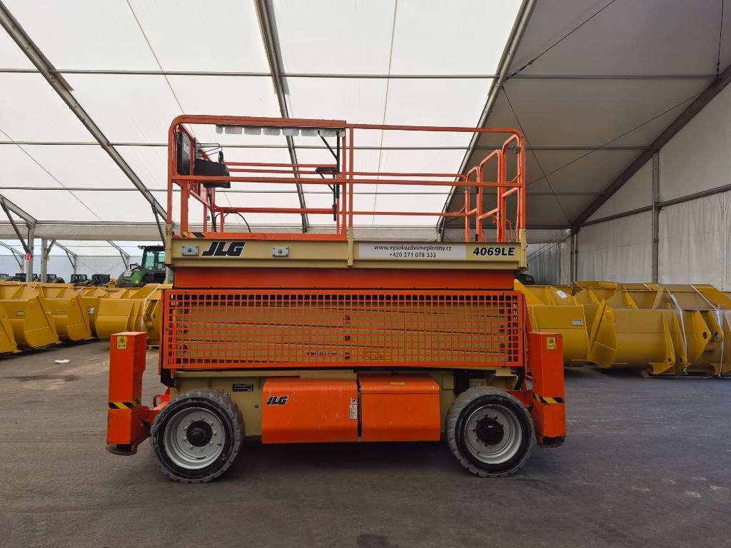 JLG 4096 LE (Multiple units available) Photo 2