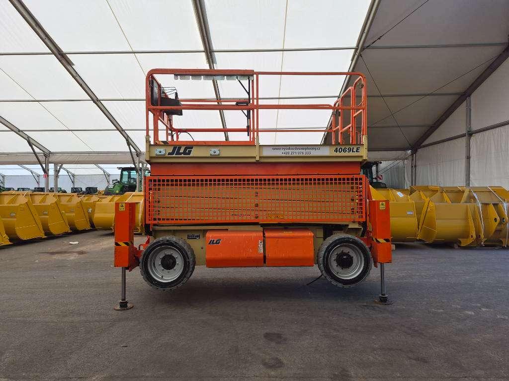 JLG 4096 LE (Multiple units available) Photo 9