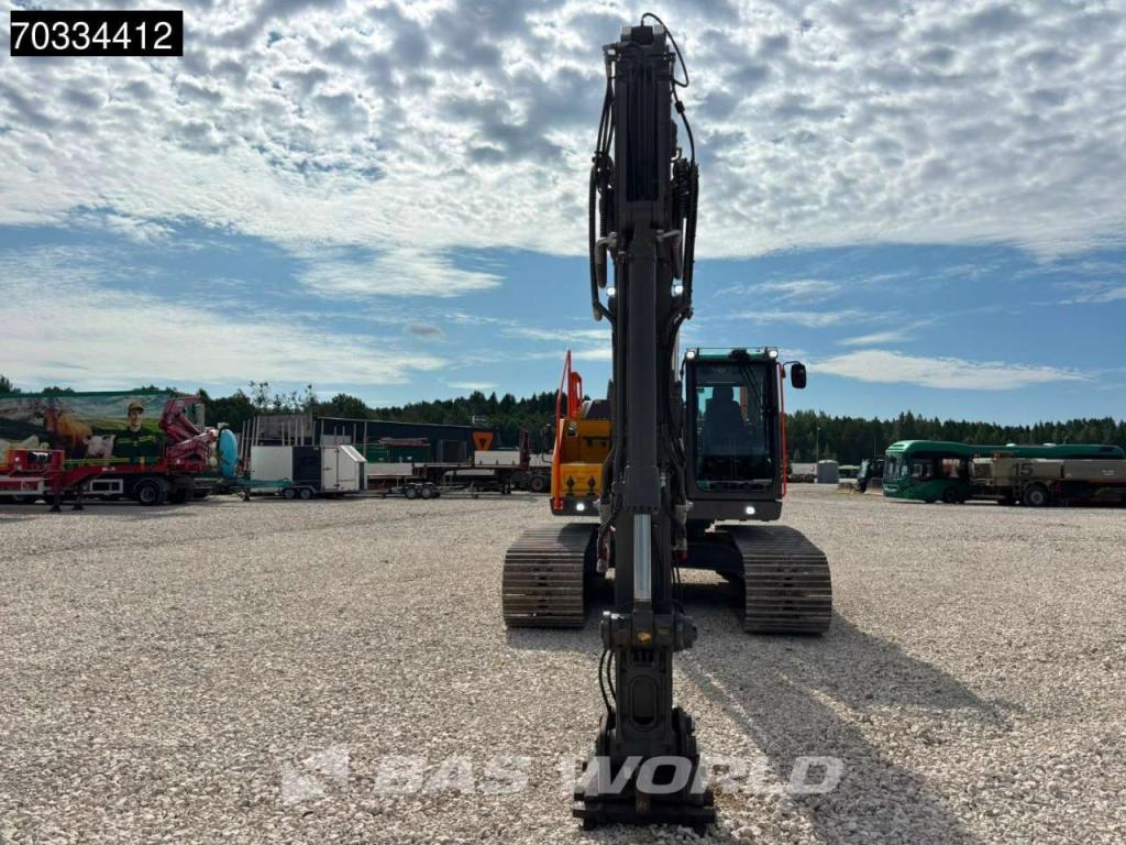 Volvo EC220 E L Photo 13